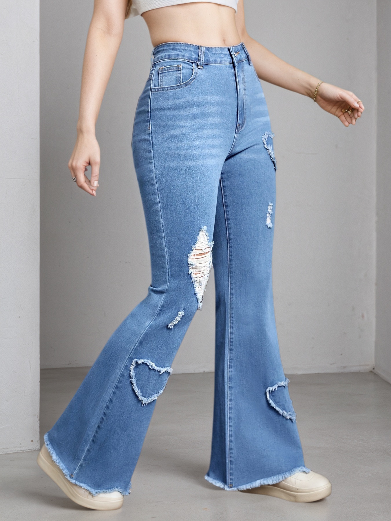 2025 New Women'S High-Stretch Flare Jeans With Heart Embroidery Patchwork